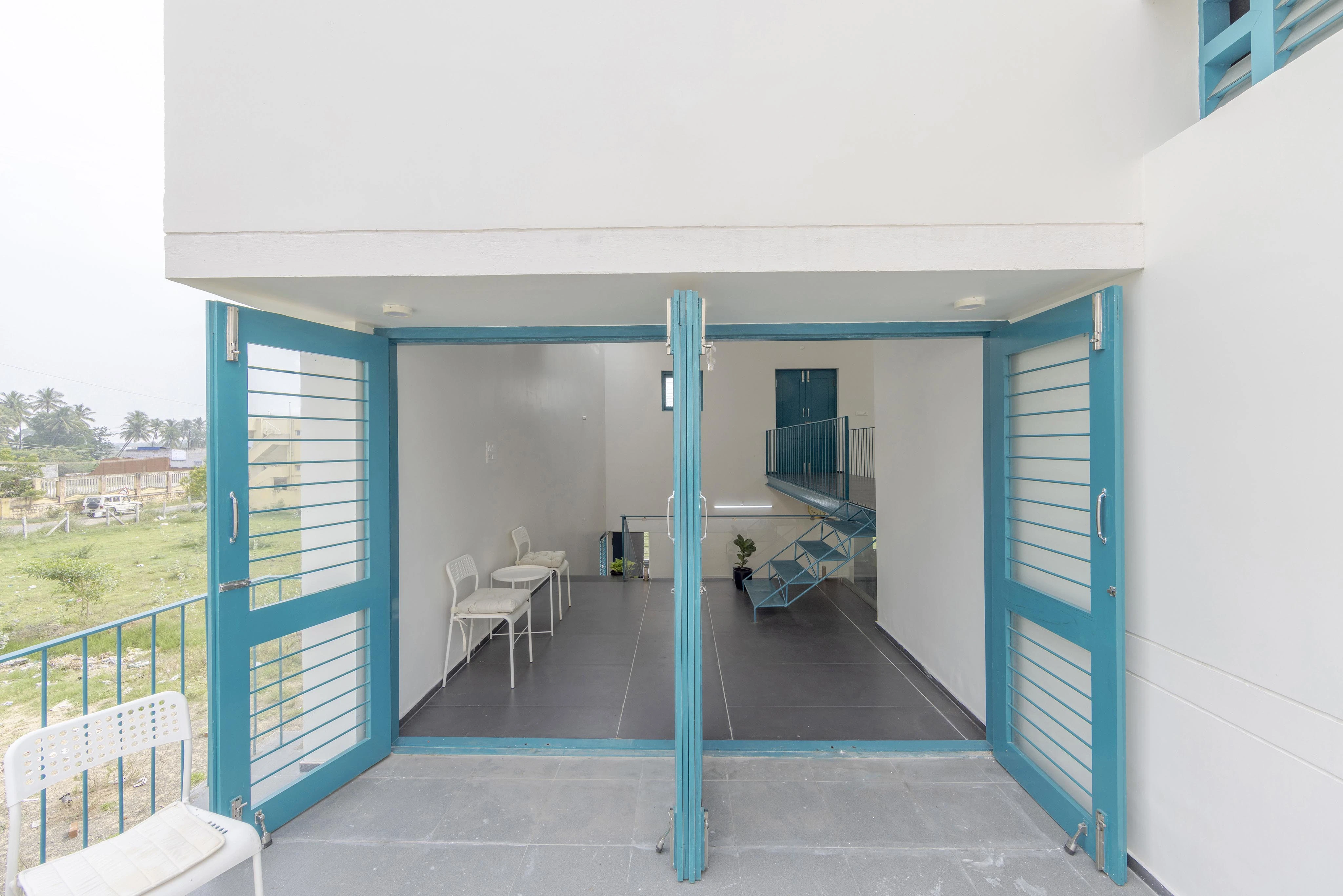 Bridge Bungalow interior view