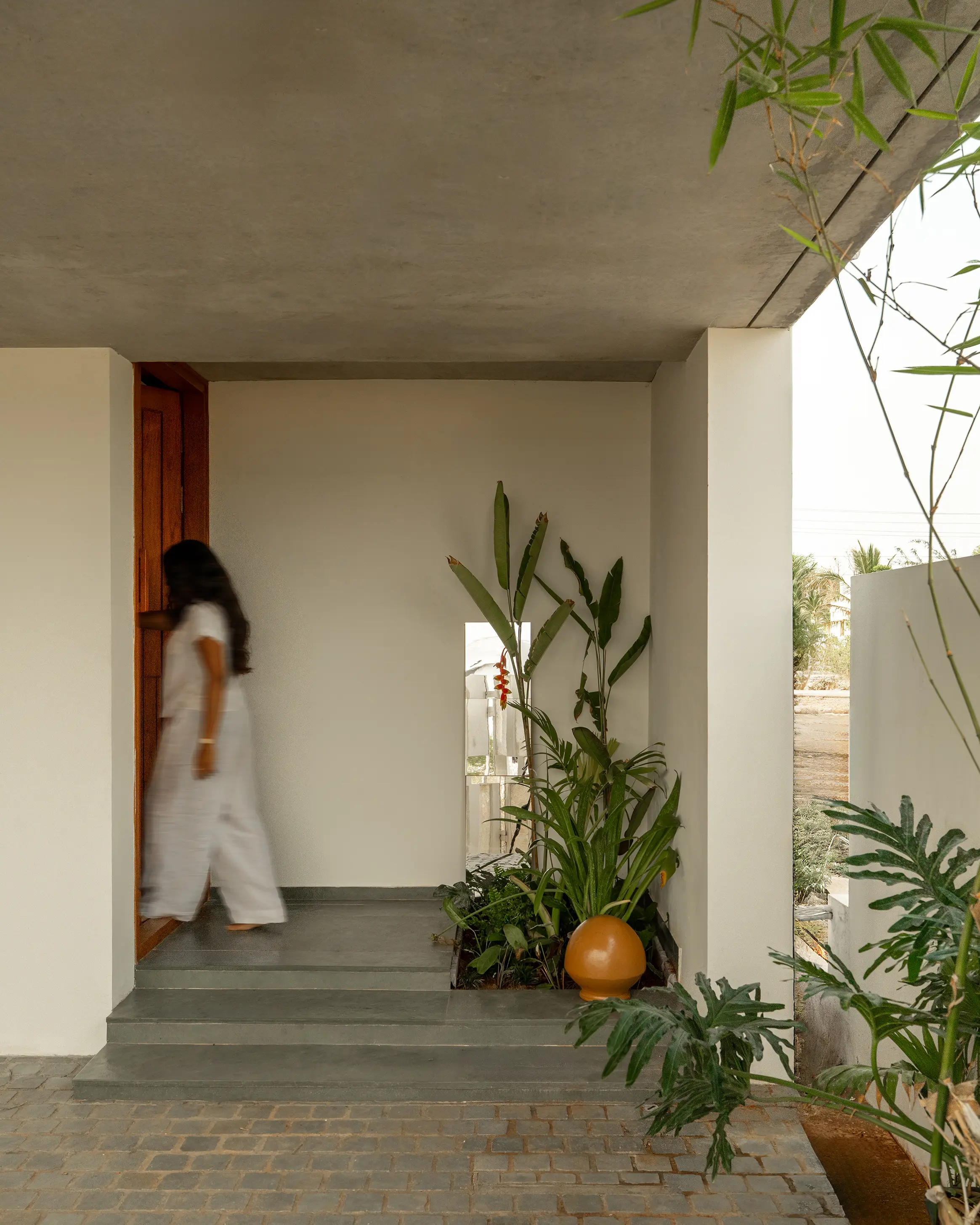 Splitscape Residence entrance